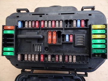 фото thumb №8, Коробка запобіжників bmw 1 f20 1.6 tb 9224872