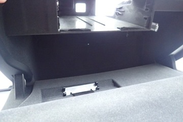 фото thumb №7, Audi a3 8v sedan 10rok бардачок пасажира