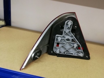 фото thumb №7, Mercedes w203 лампа задняя правая sedan