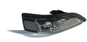 фото thumb №1, Поворотник поворотник toyota yaris правый