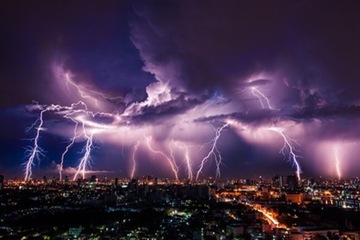 РАЗЪЕМ ДЛЯ ЗАЩИТЫ ПИТАНИЯ, 8 РОЗЕТОК, КАБЕЛЬ 2,5 м, 13.500 А