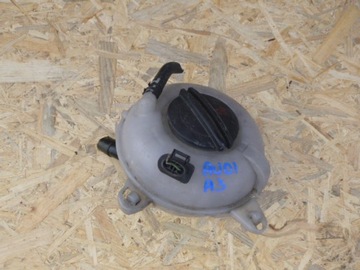 фото thumb №1, Бачок расширительный audi a3 8v0