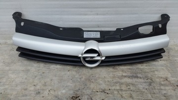 фото thumb №1, Решётка радиатора решётка радиатора opel astra iii