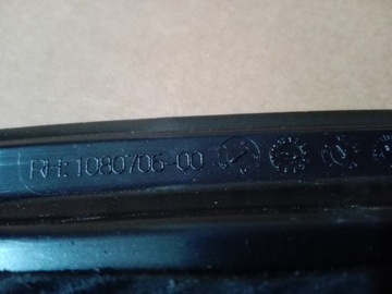 фото thumb №6, Tesla 3 стекло кузовная задняя правая треугольник задняя