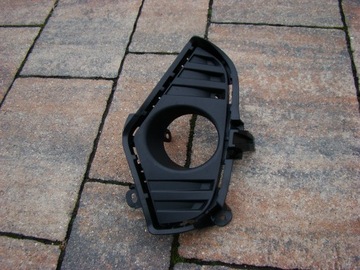 фото thumb №1, Toyota rav-4 2019-решётка бампера правая