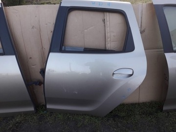 фото thumb №1, Двері ліва задні dacia duster ii 17-