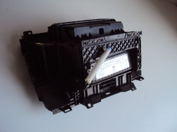 фото thumb №4, Бардачок пасажира range rover evoque 5 двері