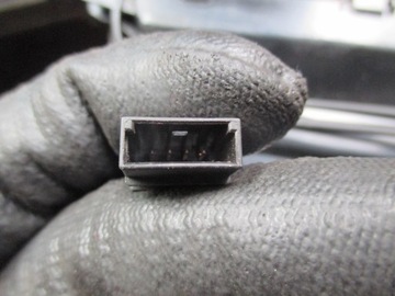 фото thumb №7, Решітка обдув середня audi a8 94-99r 4d0820951