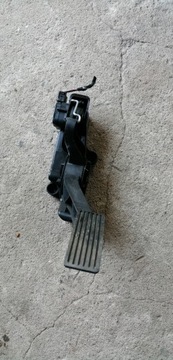 фото thumb №1, Mercedes w169 педаль газа a1693000404