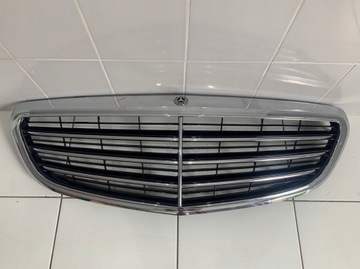 фото thumb №1, Решётка радиатора решётка mercedes c-klasa elegance a2058806606