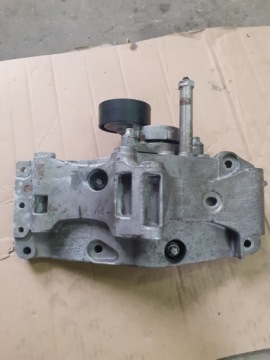 Купити Кронштейн основа генератора bmw b47d20a 761925004, фото thumb