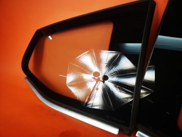 фото thumb №5, Peugeot 5008 10r скло кузовна l p хром