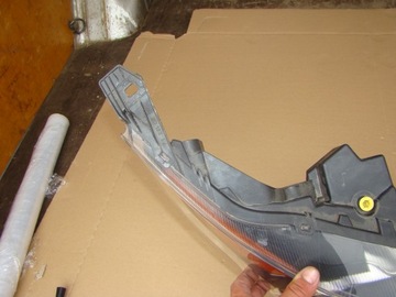 фото thumb №2, Ford transit connect . лампа права передня r171