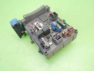 фото thumb №8, Коробка запобіжників renault laguna ii 2.0 16v