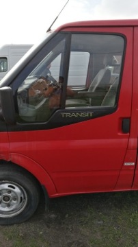 фото thumb №1, Дверь передние левая ford transit 06-13 стекло