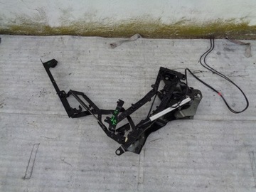 фото thumb №1, Петля кришки багажника праві megane iii cc cabrio