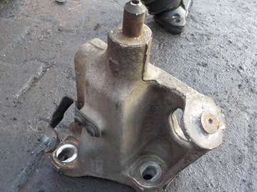 фото thumb №1, Scania r кронштейн башенка опрокидывания кабины