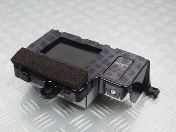 фото thumb №1, Дисплей панель экран радио toyota sienna 2011-