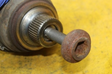 Приводной вал правый перед 3.0tdi a6 c7 4g0407271e Оригинал, фото thumb