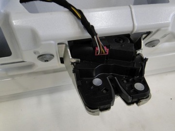 фото thumb №1, Mercedes cls 218 замок кришки