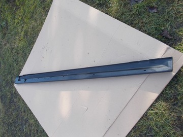 фото thumb №1, Outlander 16-18 молдинг поріг права 6512a481