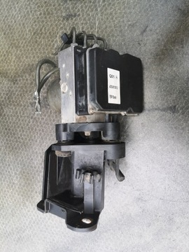 фото thumb №1, Насос abs 2124313512 mercedes w212