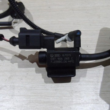 фото thumb №6, Клапан датчик вакуум 037906283 audi a5 s5