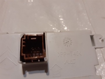 фото thumb №4, Peugeot 208 lift дисплей спидометра 9814039880