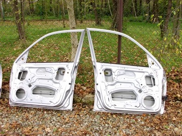 фото thumb №9, Ssangyong rexton 02-06r rexton ii 06-12r рестайлінг праві задні сріблястий