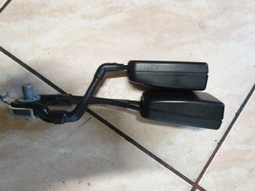 фото thumb №1, Mercedes s w221 кліпса поперечина задня a2218600269