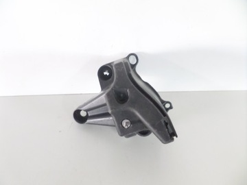 фото thumb №1, Крепление ползун зад левый mercedes cls w218 11-