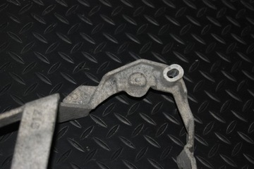 фото thumb №9, Кріплення компресора audi a8 d3 3.0 tdi 4e0616869d