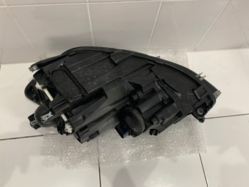 фото thumb №9, Лампа права перед vw golf vii рестайлінг 5g1941006d hal