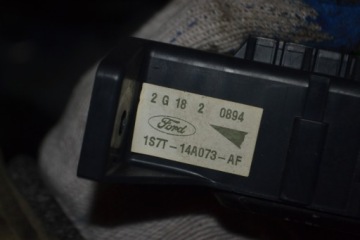 фото thumb №4, Коробка запобіжників bsi ford mondeo mk3 iii