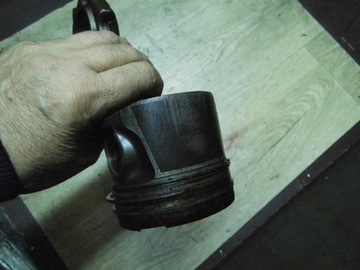 фото thumb №4, Volvo s60 v70 s80 2.4 d5 163km - поршень + шатун