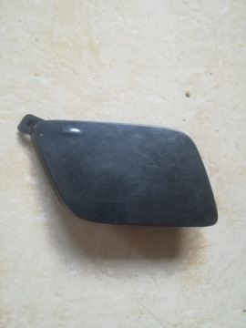 фото thumb №1, Volvo v40 v-40 заглушка бампера wkrętki фаркоп