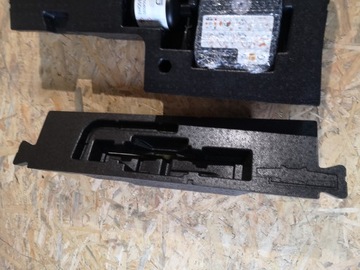 фото thumb №5, Renault megane iv rs набор ремонтный пенополистирол