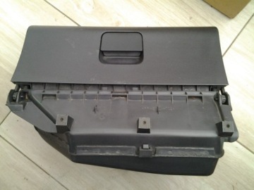 фото thumb №1, Бардачок пассажира 6q1857101e vw