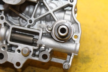 фото thumb №8, Насос масла коробки a6 c7 3.0 tdi npk oaw325031