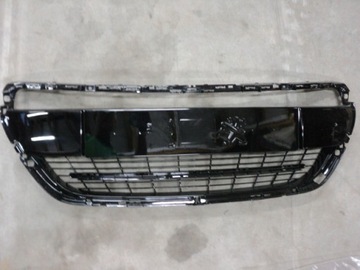 фото thumb №1, Peugeot 208 gti lift решётка радиатора бампера 9810921477