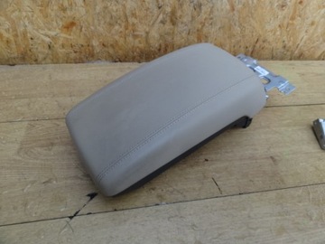 фото thumb №1, Ssangyong xlv 2017 підлокітник кришка оригінал