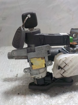 фото thumb №5, Volvo v70 ii 2.4 колонка кермова замок запалювання