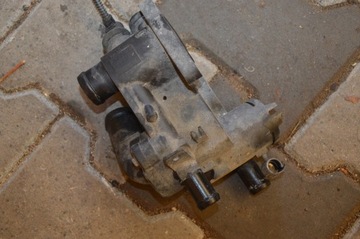 фото thumb №1, Vw golf v plus корпус термостата 032121111