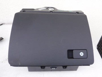 фото thumb №1, Бардачок чейнджер vw passat b6