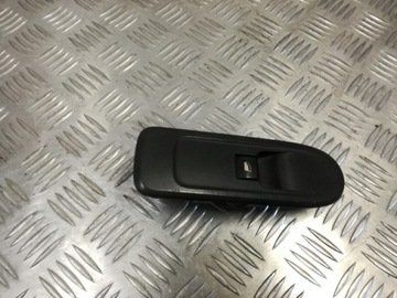 фото thumb №1, Панель переключатель стекло peugeot 308 cc