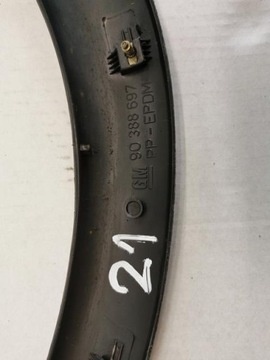 фото thumb №6, Opel corsa b молдинг крила правий перед