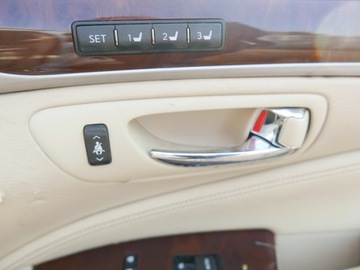 фото thumb №1, Ручка внутрішня права перед lexus ls ls460l 12-