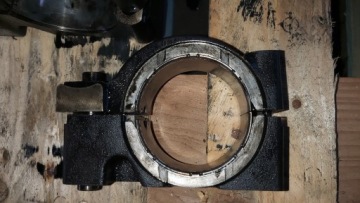 фото thumb №4, Volvo fh 12 подножка кронштейн вала распределительного вала