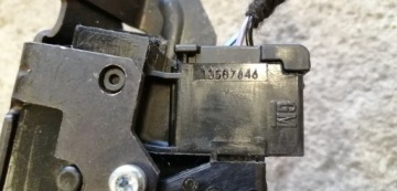 фото thumb №3, Opel karl замок крышки 13587646