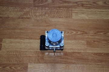 фото thumb №1, Насос тормозная abs peugeot 308 citroen c4 rok2010